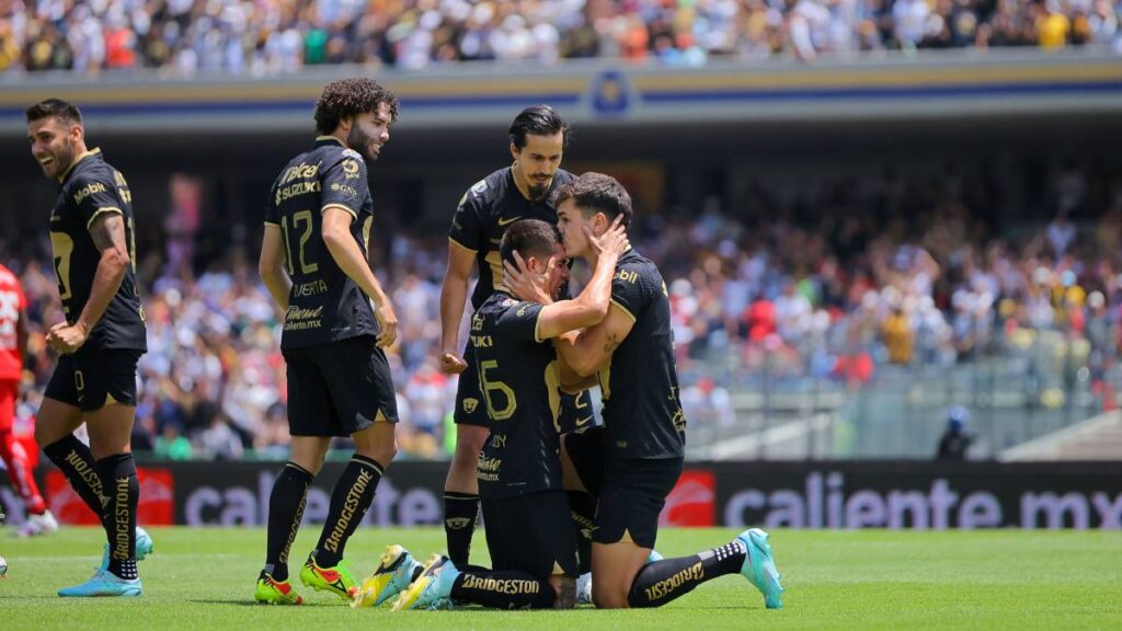 Golazo Del Chino Huerta Pumas Retoma La Ventaja Sobre Toluca En CU