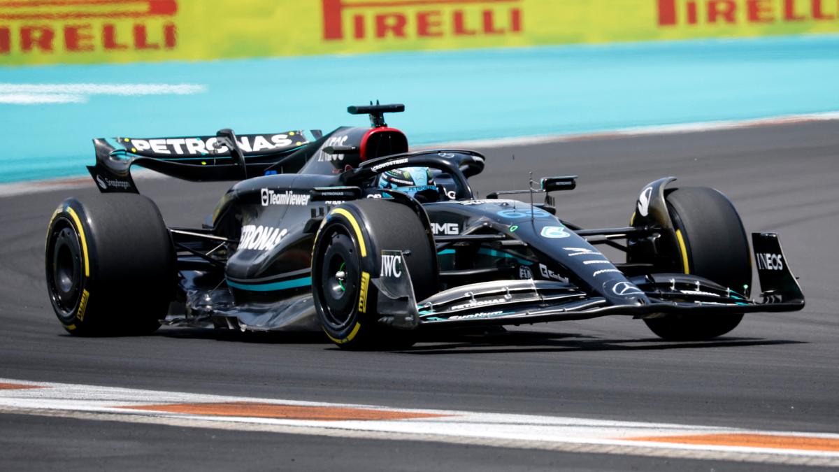 Mercedes Sorprende En Las Pr Cticas Libres Y Hace El Checo P Rez