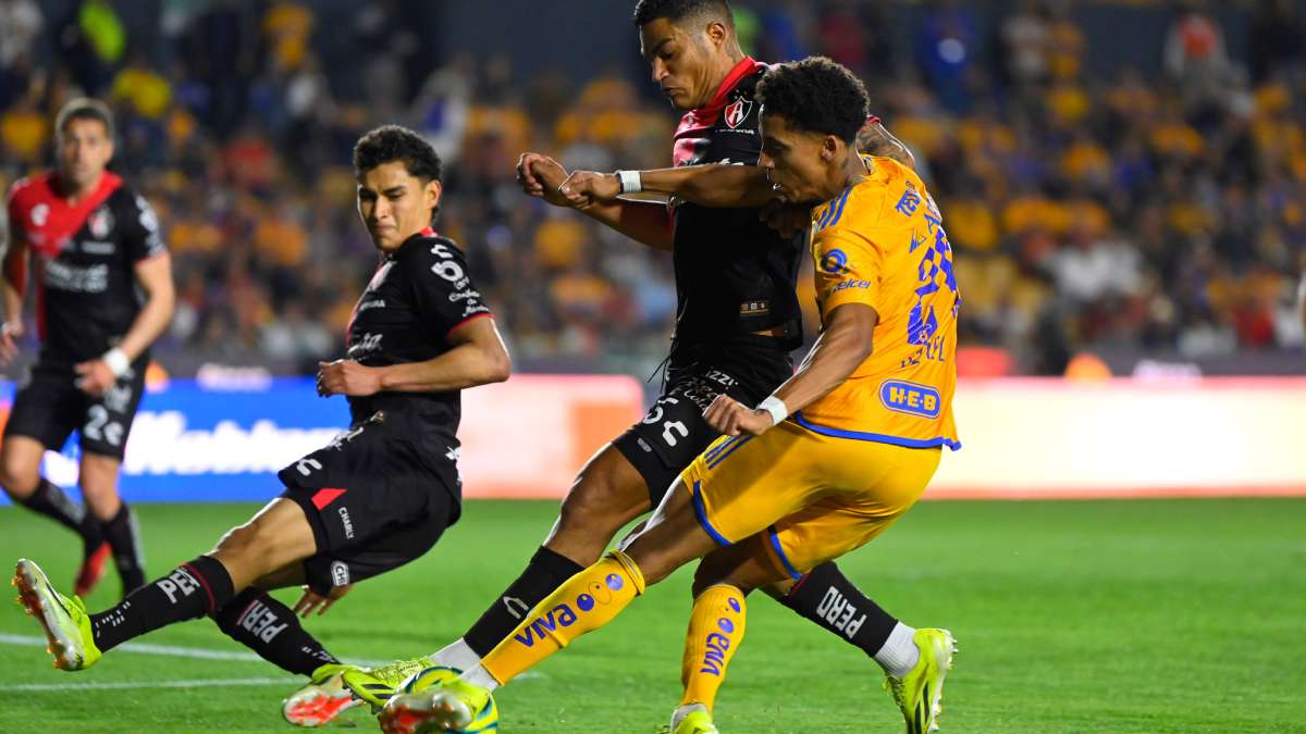 Tigres No Puede Con Atlas Y Firman El Empate En El Volc N Clarosports