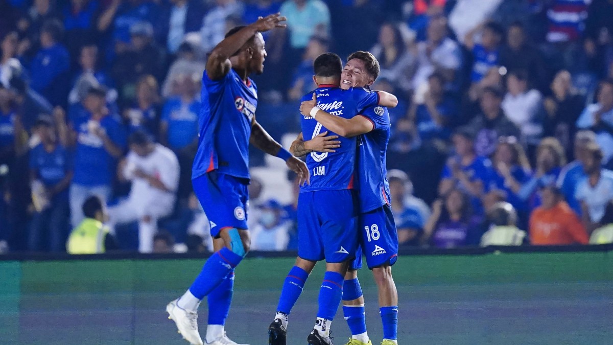 Cruz Azul Gana Gusta Y Golea Ante San Luis Para Escalar Posiciones En