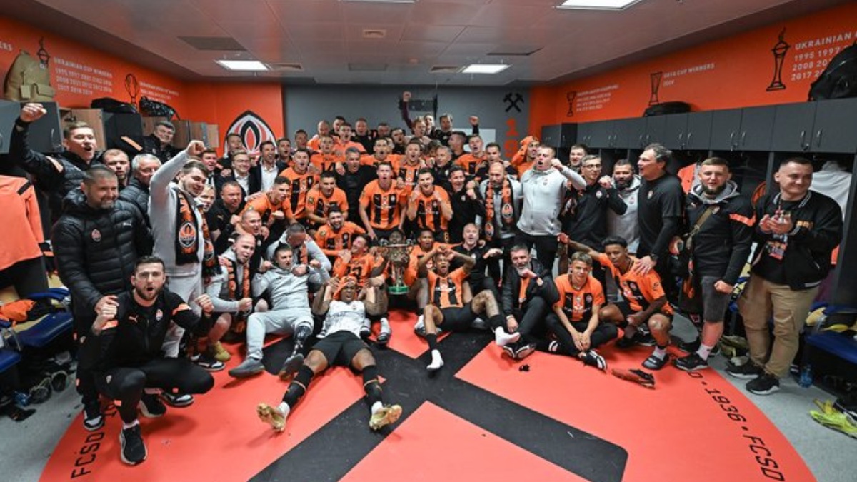 La Shakhtar Donetsk Se Corona Campe N De Ucrania Por Segundo A O