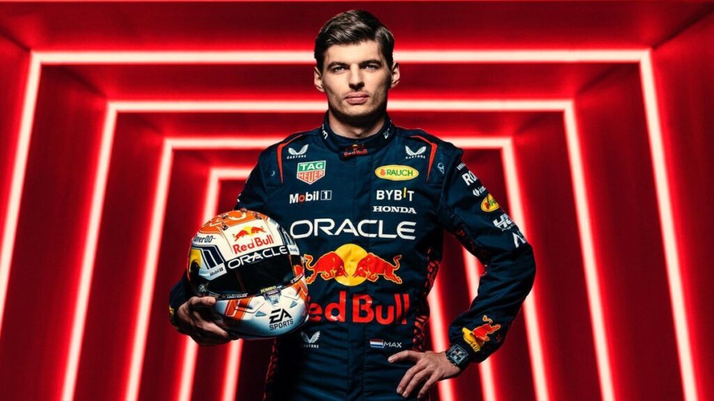 La nueva indumentaria de Max Verstappen para la temporada 2023 de la Fórmula 1.