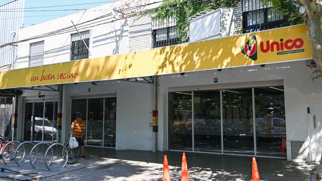 Pablo Javkin, alcalde de Rosario, habla del ataque que sufrió uno de los supermercados de la familia Roccuzzo
