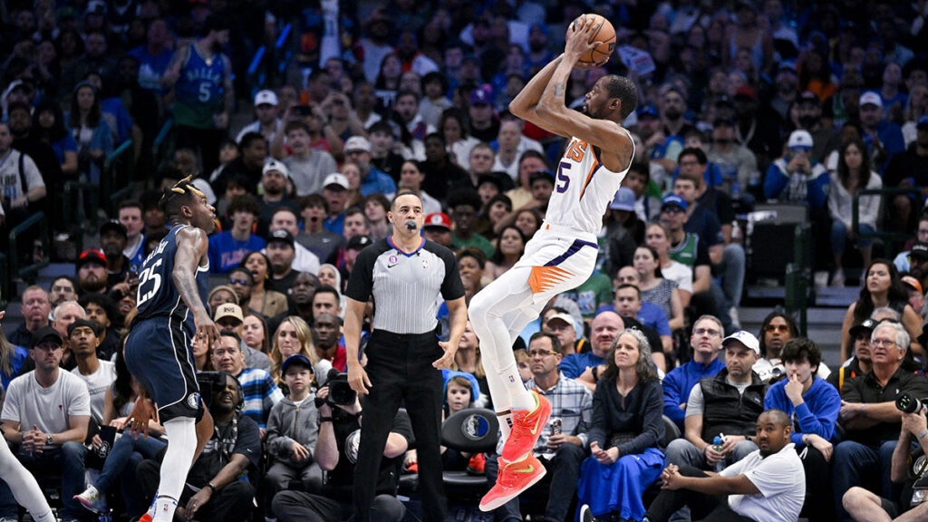 Kevin Durant guía la victoria de los Suns sobre los Mavericks | Jerome Miron-USA TODAY Sports