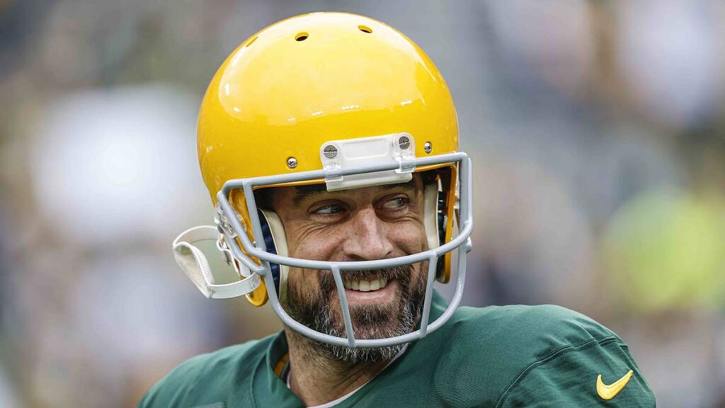 El quarterback Aaron Rodgers quiere dejar a los Packers. AP