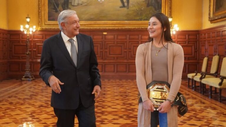 Alexa Grasso es homenajeada en visita al Palacio Nacional