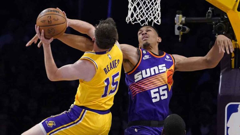 Los Lakers ya duermen en puestos del Play In tras terminar la mala racha ante los Suns
