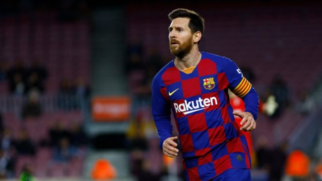 Messi jugando con el Barcelona.