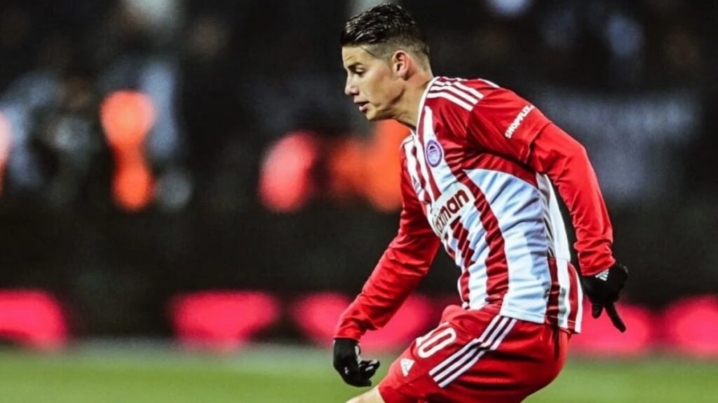 James Rodríguez, jugando con el Olympiacos.