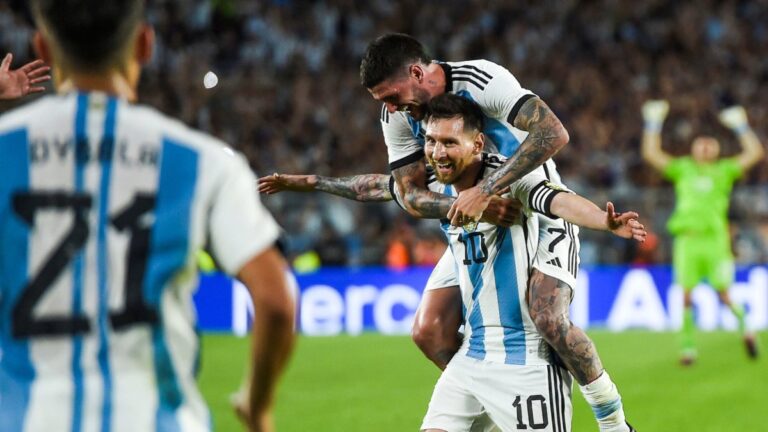 Argentina goleó a Curazao con un Messi histórico
