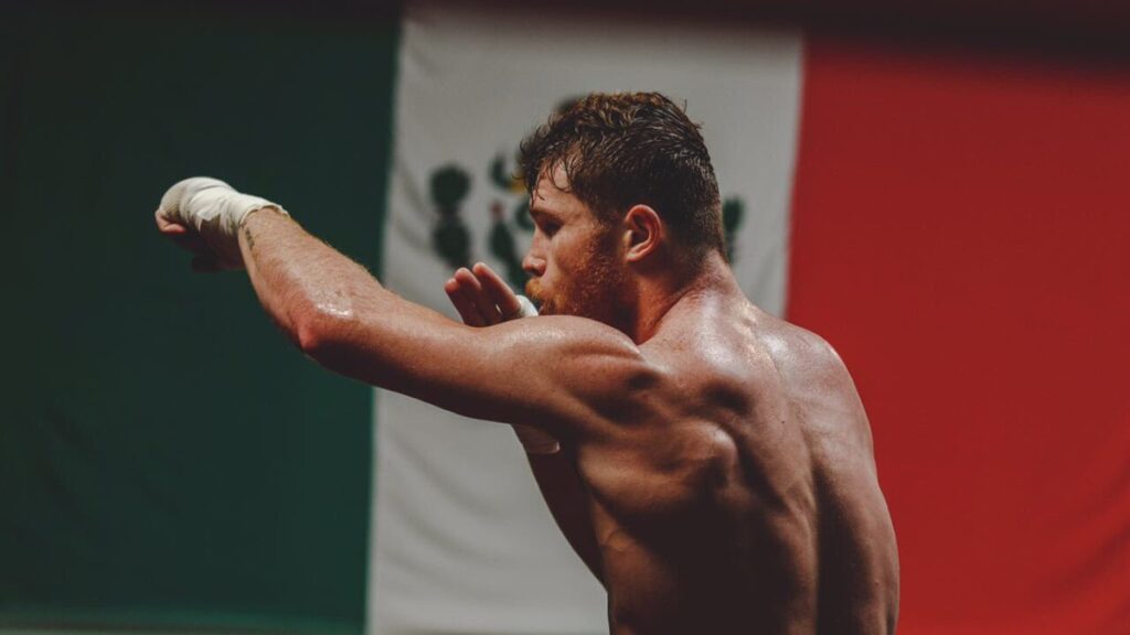 Canelo Álvarez volverá a pelear en México. | Twitter: @Canelo