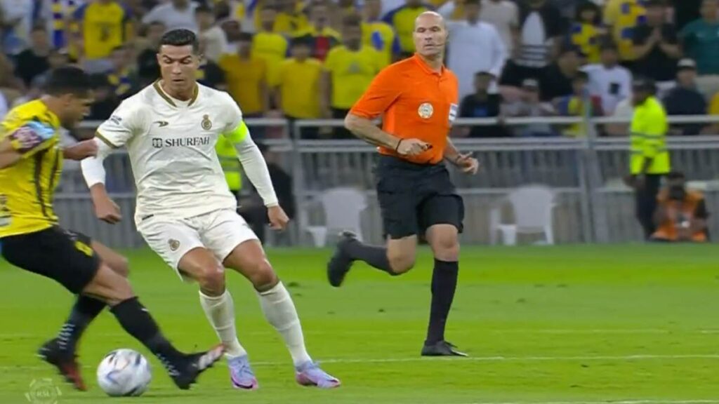 Cristiano Ronaldo se quedó cerca de anotar.