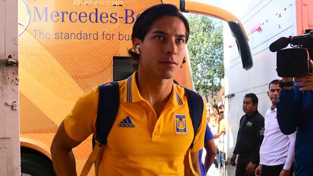 Diego Lainez se dice feliz en su estancia en Tigres