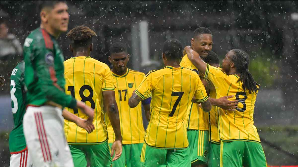 Senegal aplasta a Uruguay en Mundial de fútbol playa