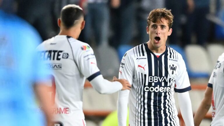 Rayados le da la vuelta al Pachuca para afianzarse en la cima de la Liga MX
