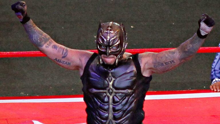 Rey Mysterio, inducido al Salón de la Fama de la WWE