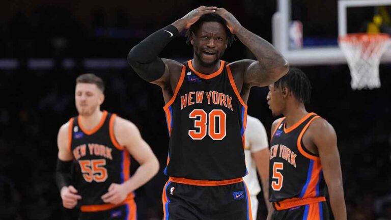 Julius Randle se perderá el resto de la temporada con los Knicks… y quizá también el inicio de los Playoffs