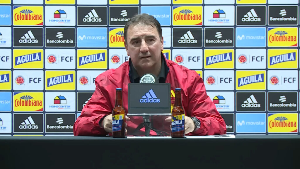 Néstor Lorenzo, en rueda de prensa. - Federación Colombiana de Fútbol.