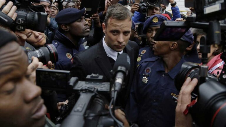 Niegan libertad condicional a Oscar Pistorius