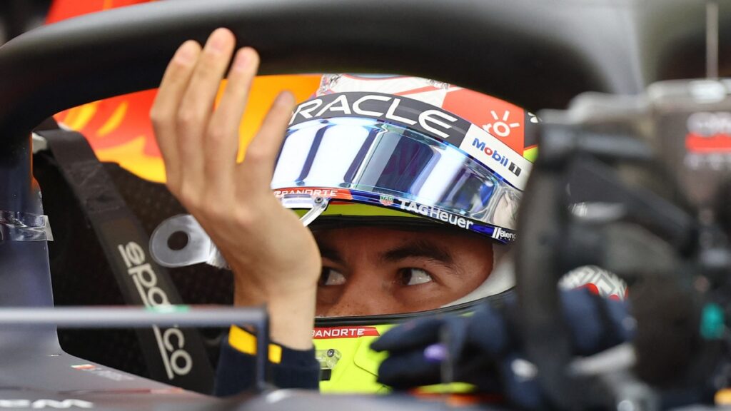 Checo Pérez regresa al podio en la última práctica del Gran Premio de Bahréin 