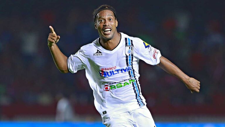 Ronaldinho estará presente en La Corregidora para el duelo entre Querétaro y Juárez