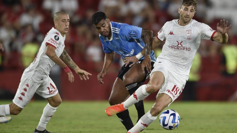 Sporting Cristal sobrevive en su visita a Huracán y todo se definirá en la vuelta