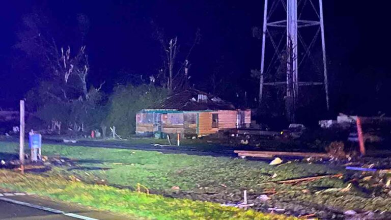 Tornados en Mississippi dejan 23 muertos