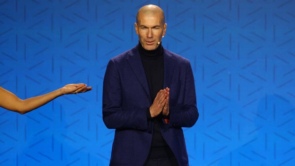 Zinedine Zidane durante la presentación en Londres del monoplaza de la escudería F1 Alpine. Reuters