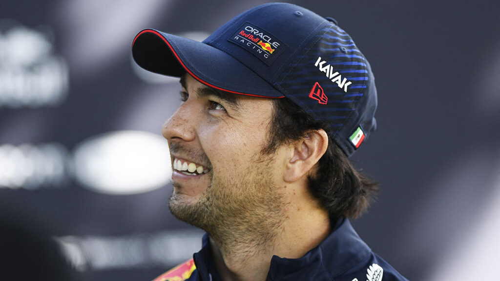 Checo Pérez, en el top 10 del power ranking de la F1