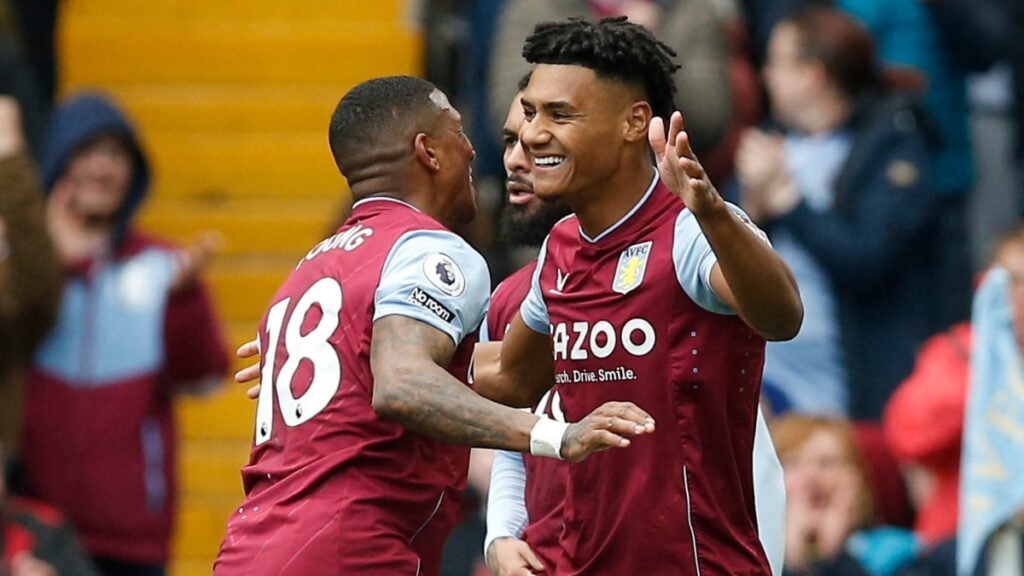 Watkins celebra uno de sus goles en la victoria de Aston Villa 3-0 sobre Newcastle/Reuters.