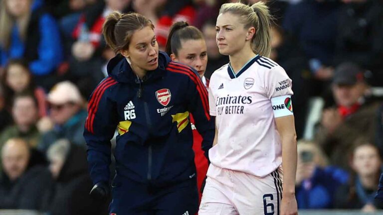 Inglaterra no tendrá a su capitana en el Mundial Femenil: Leah Williamson sufre una rotura de ligamento cruzado
