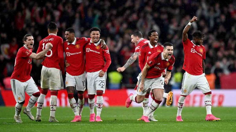 El Manchester United vence en penaltis al Brighton y se verá ante City en la final de la FA Cup