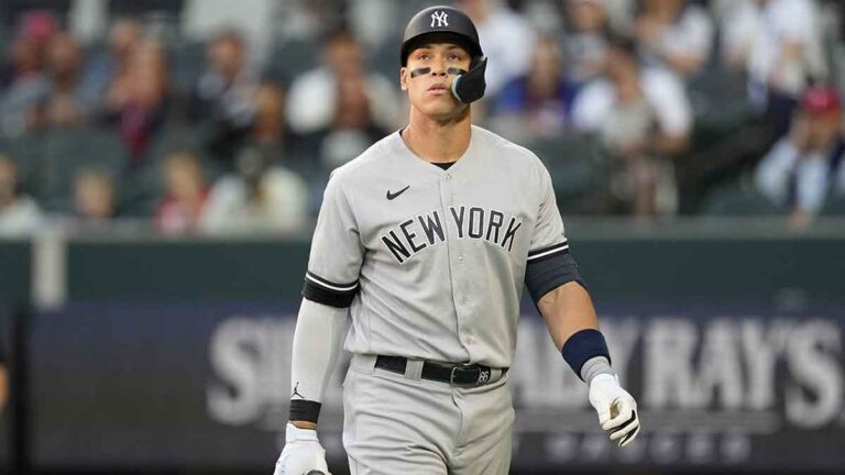 Aaron Judge mantiene la tensión en Yankees por su lesión de cadera