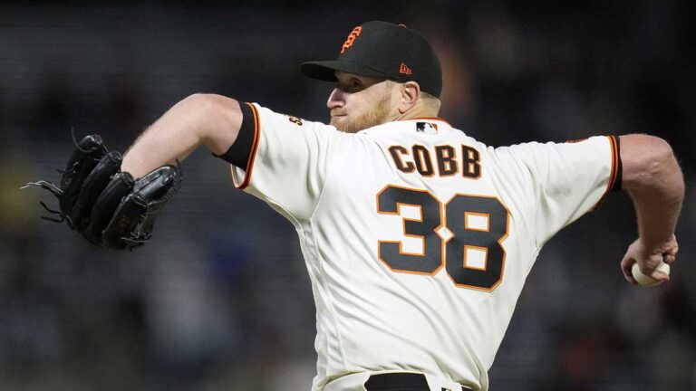 Alex Cobb lanzó su primer juego sin admitir carreras en 11 años en triunfo de los Gigantes de San Francisco