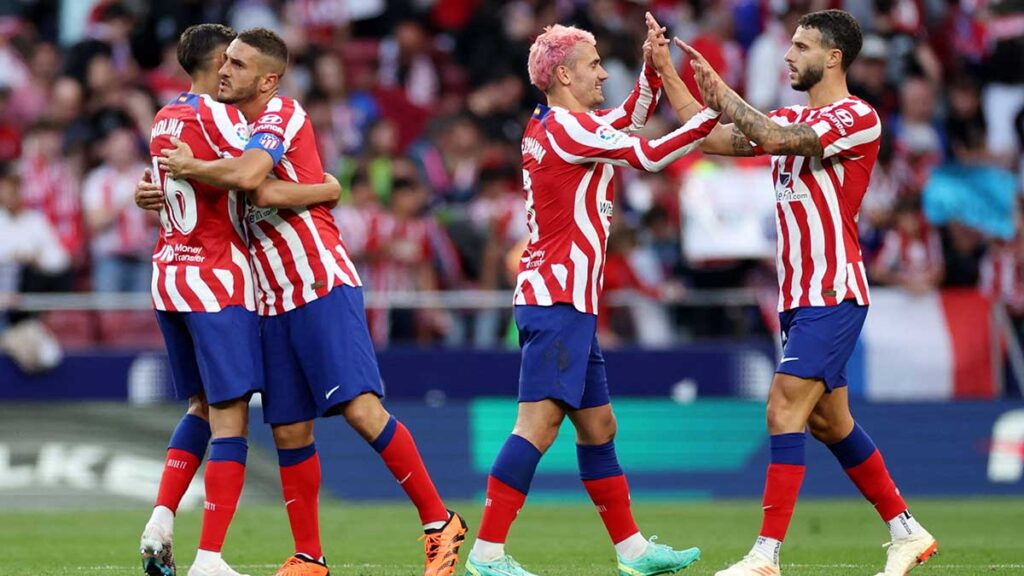 El Atlético celebra el triunfo y se alista para el duelo ante Barcelona. Reuters