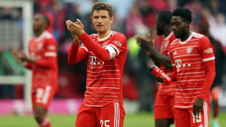 Bayern Munich empata con el Hoffenheim, pero mantiene dos puntos de ventaja sobre el Dortmund