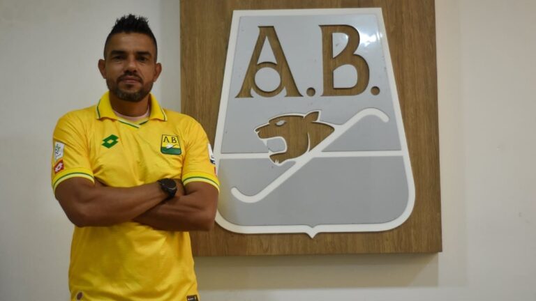 Alexis Márquez, nuevo técnico de Bucaramanga