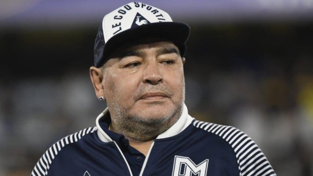 Diego Armando Maradona.