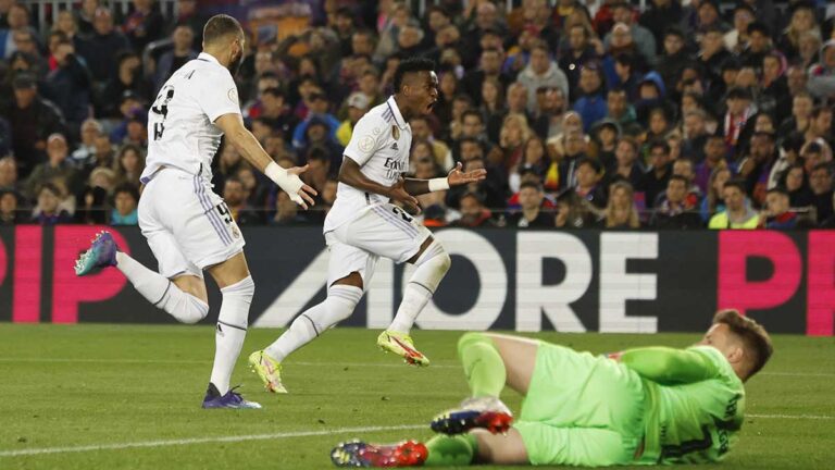 ‘Hat-trick’ de Benzema y gol de Vinicius, despedazan al Barcelona en el Camp Nou