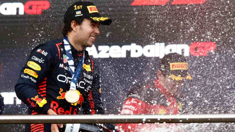 Le llueven felicitaciones a Checo Pérez por su triunfo en el GP de Azerbaiyán 2023
