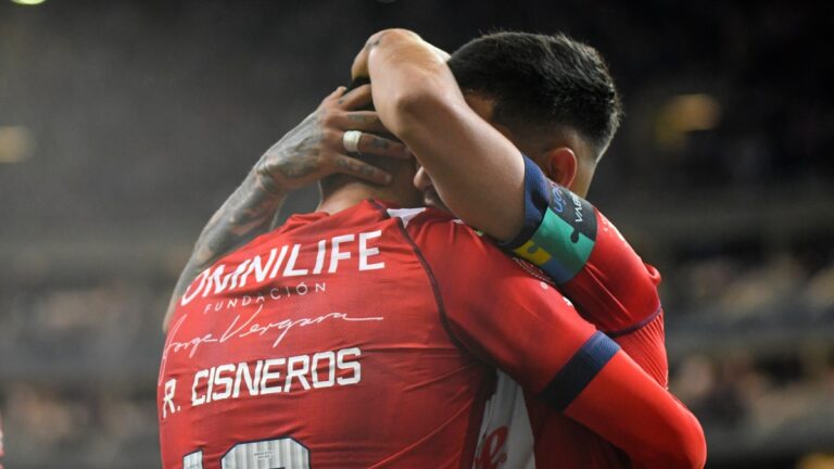 Chivas rompe mala racha ante Cruz Azul y le gana en casa después de seis años