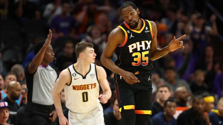 Chris Paul impone un récord personal de triples y los Suns siguen invictos cuando juega Kevin Durant