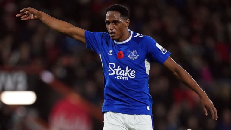 Yerry Mina vive su propio ‘calvario’ en Everton: 10 partidos sin jugar en la Premier League