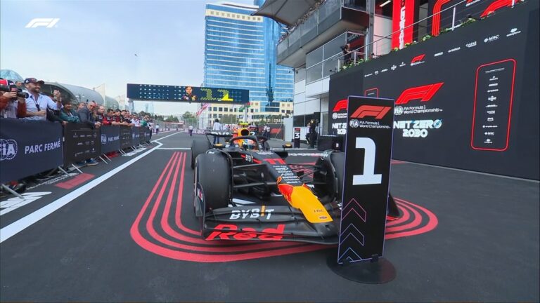 Checo Pérez le gana a Verstappen en las calles del GP de Azerbaiyán