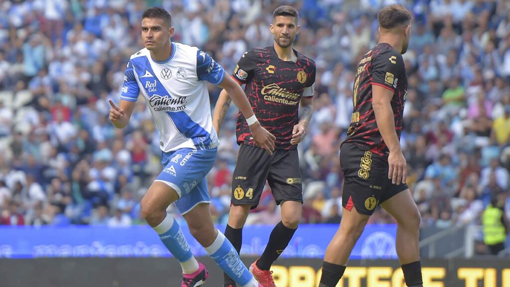 Puebla golea a Xolos en el Estadio Cuauhtémoc y lo obliga a pagar la multa