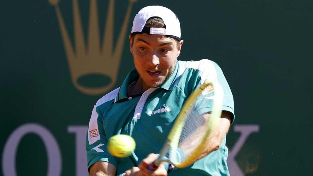 Jan-Lennard Struff se mete a los cuartos de final. Reuters