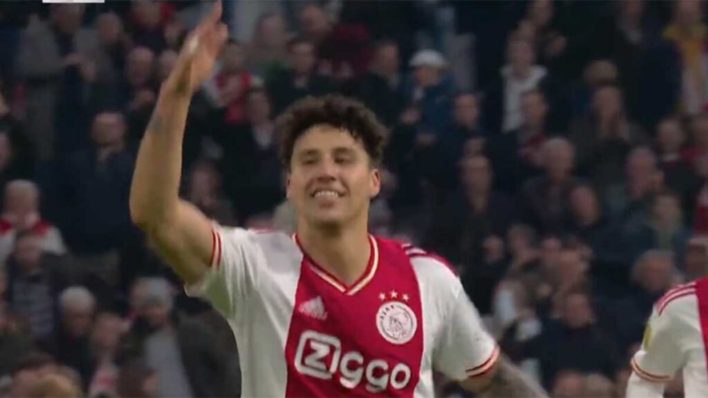 Jorge Sánchez marcó su tercer gol de la temporada con el Ajax.