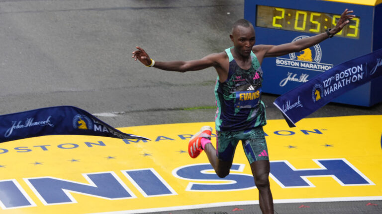 Kenia confirma su favoritismo en el Maratón de Boston