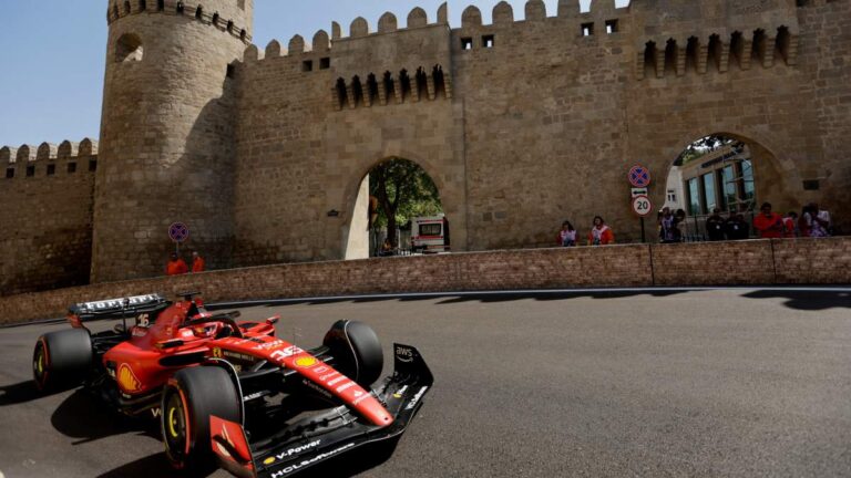 Charles Leclerc se queda con la pole en Bakú; Checo Pérez largará tercero este domingo