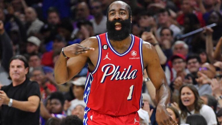 Los Philadelphia 76ers se llevan el primer juego ante Nets de Brooklyn con un James Harden y Joel Embiid encendidos